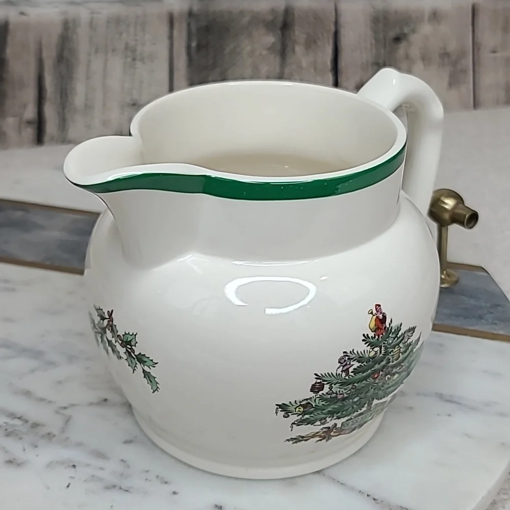 Spode Christmas Tree Mint Vintage Collectible Holiday 24oz Ceramic Jug/Pitcher